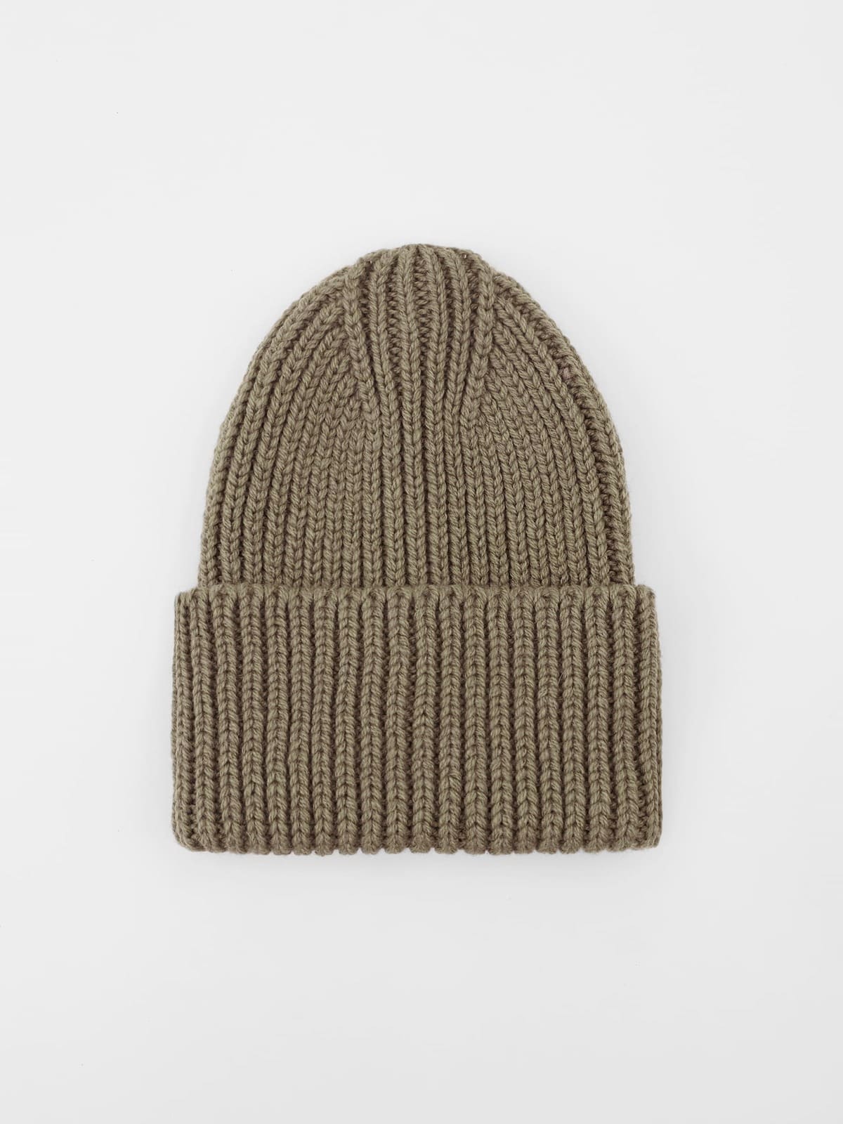 Шапка-бини крупной вязки, светлый хаки
