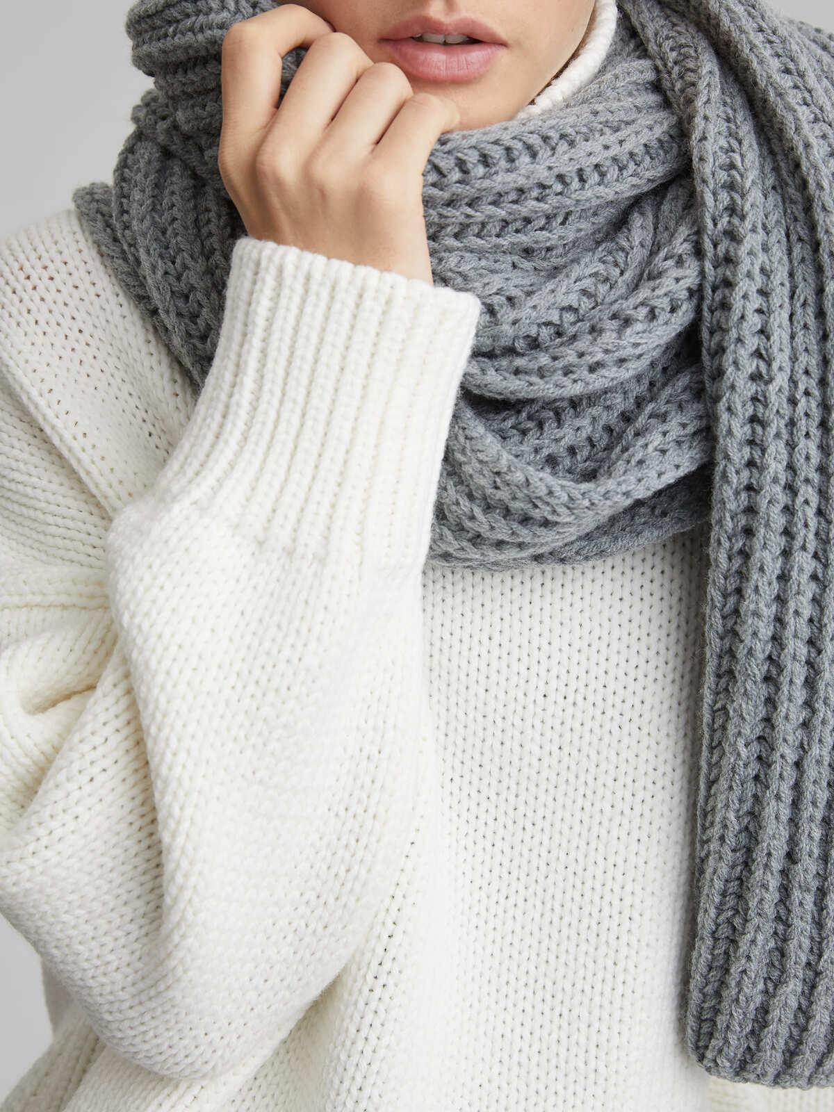 Шарф, серый