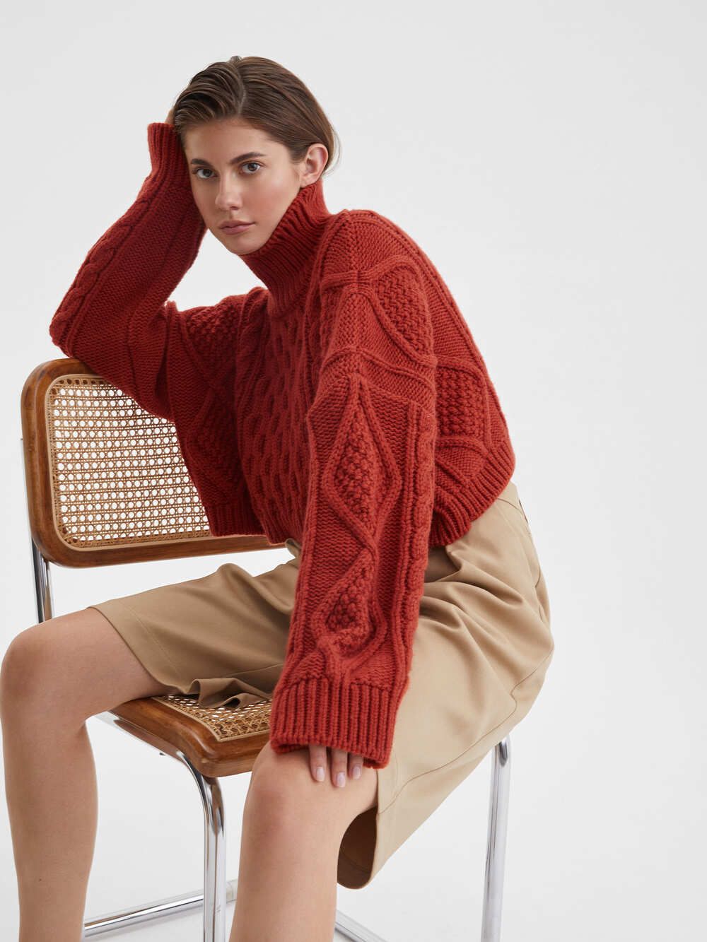 Шорты - бермуды, бежевый