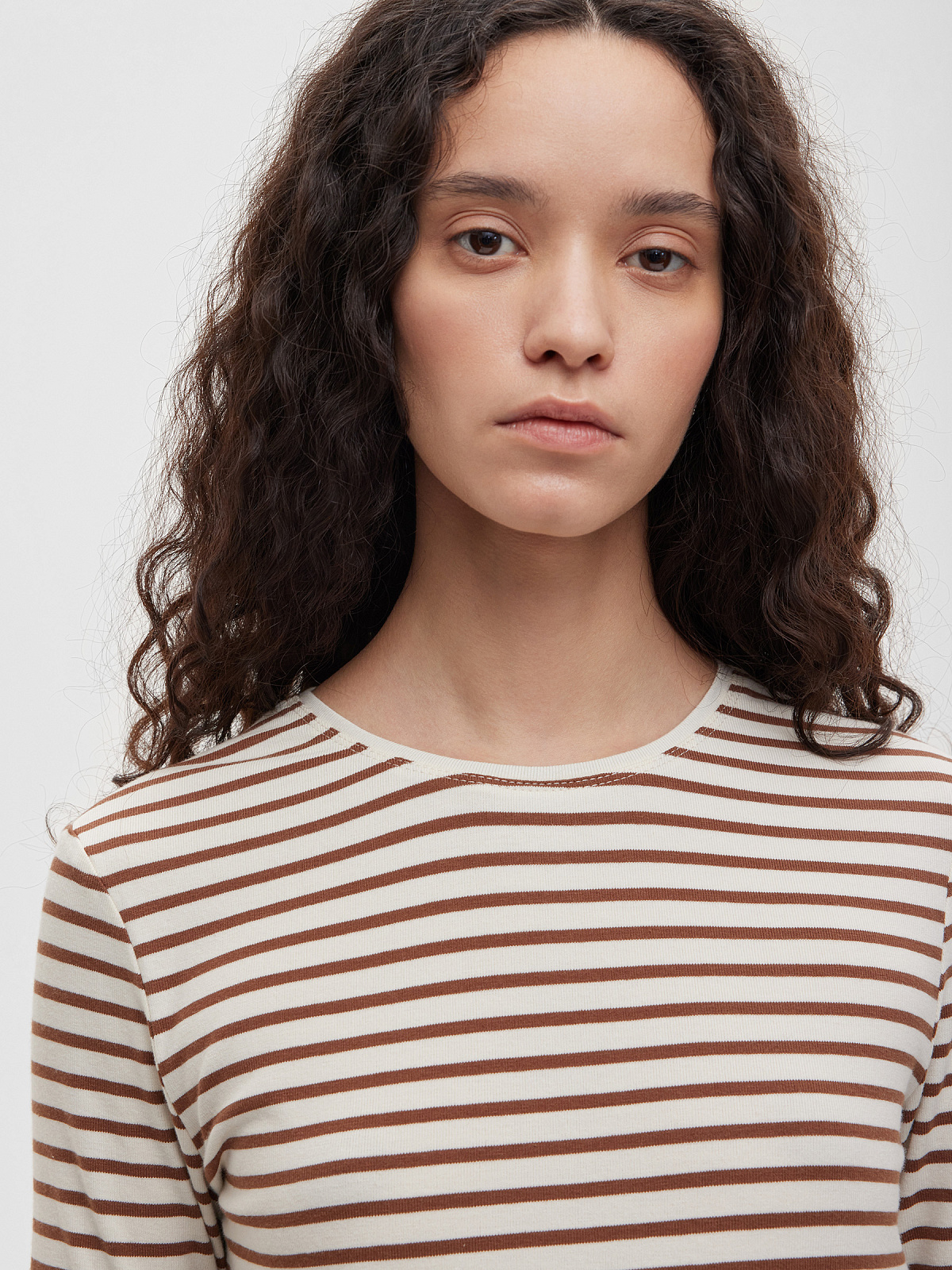 Лонгслив в полоску 0176, молочно-коричневый