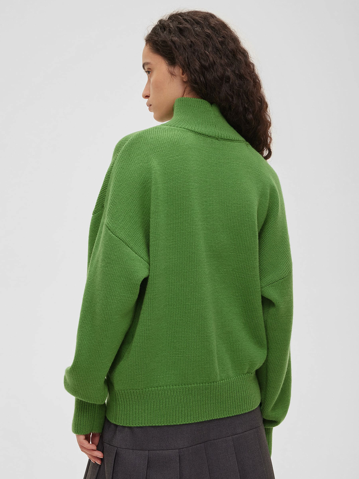 Свитер свободного кроя, зеленый