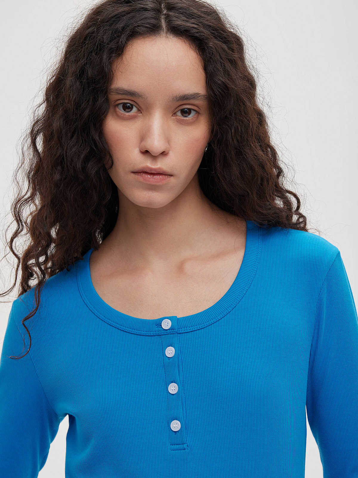 Лонгслив из трикотажа на пуговицах 0155, синий