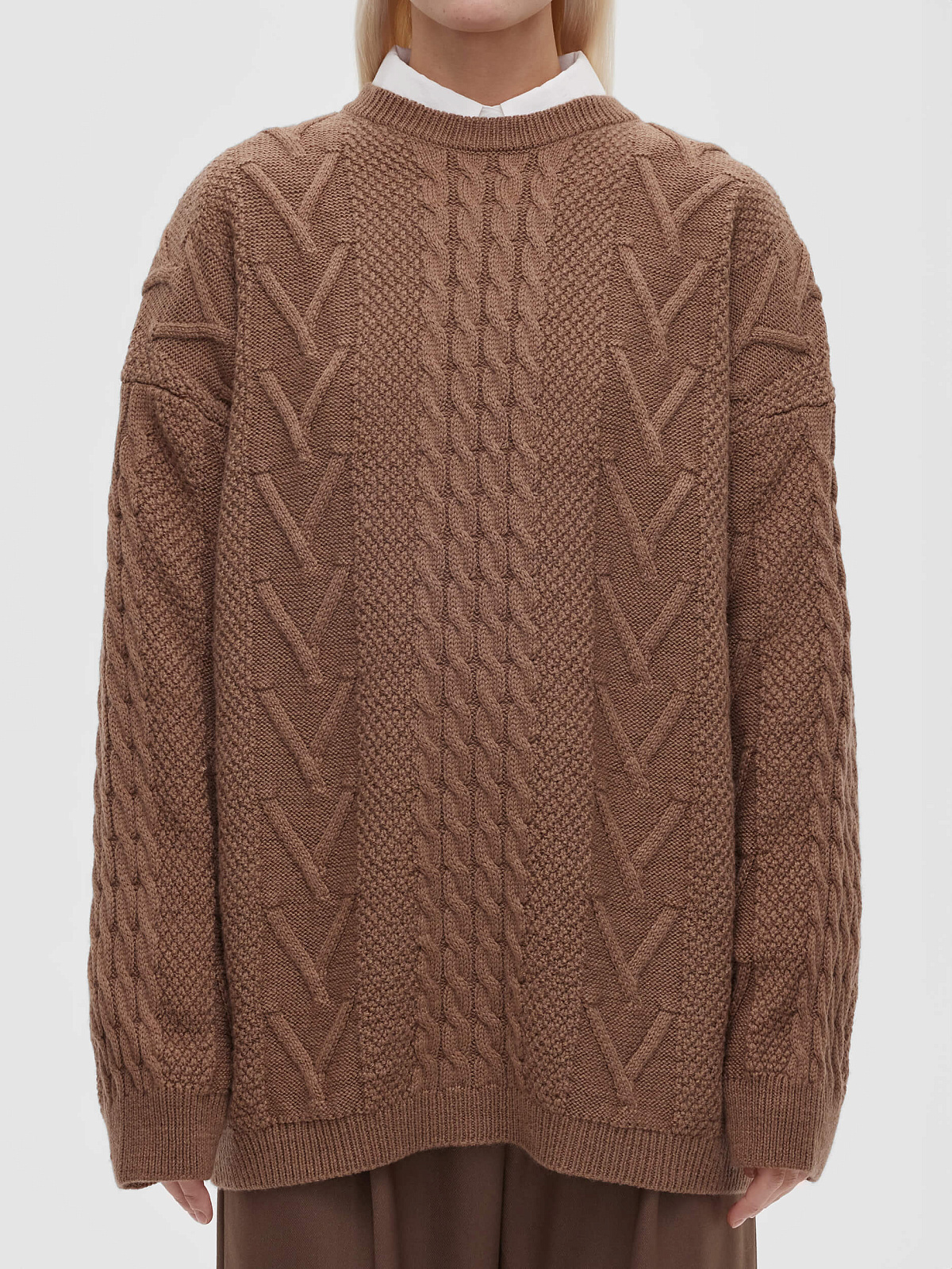 Джемпер удлиненный с косами, кофейный