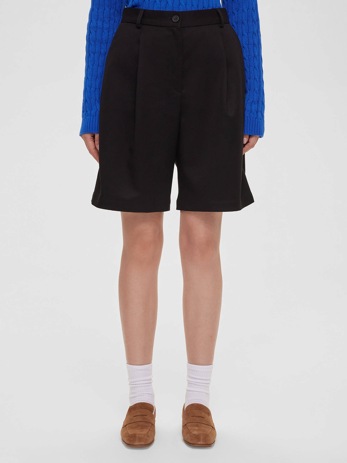 Шорты свободного кроя с защипами 0153, черный