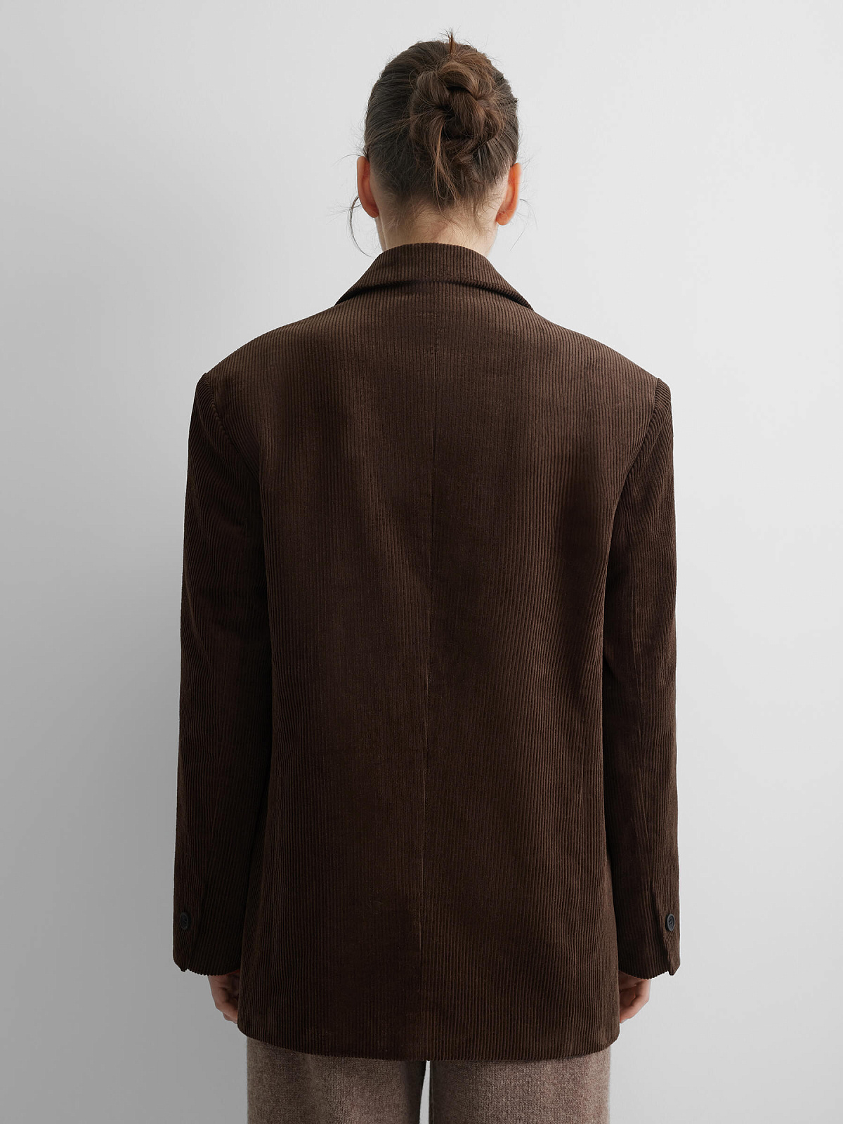 Жакет однобортный из вельвета 0211, коричневый