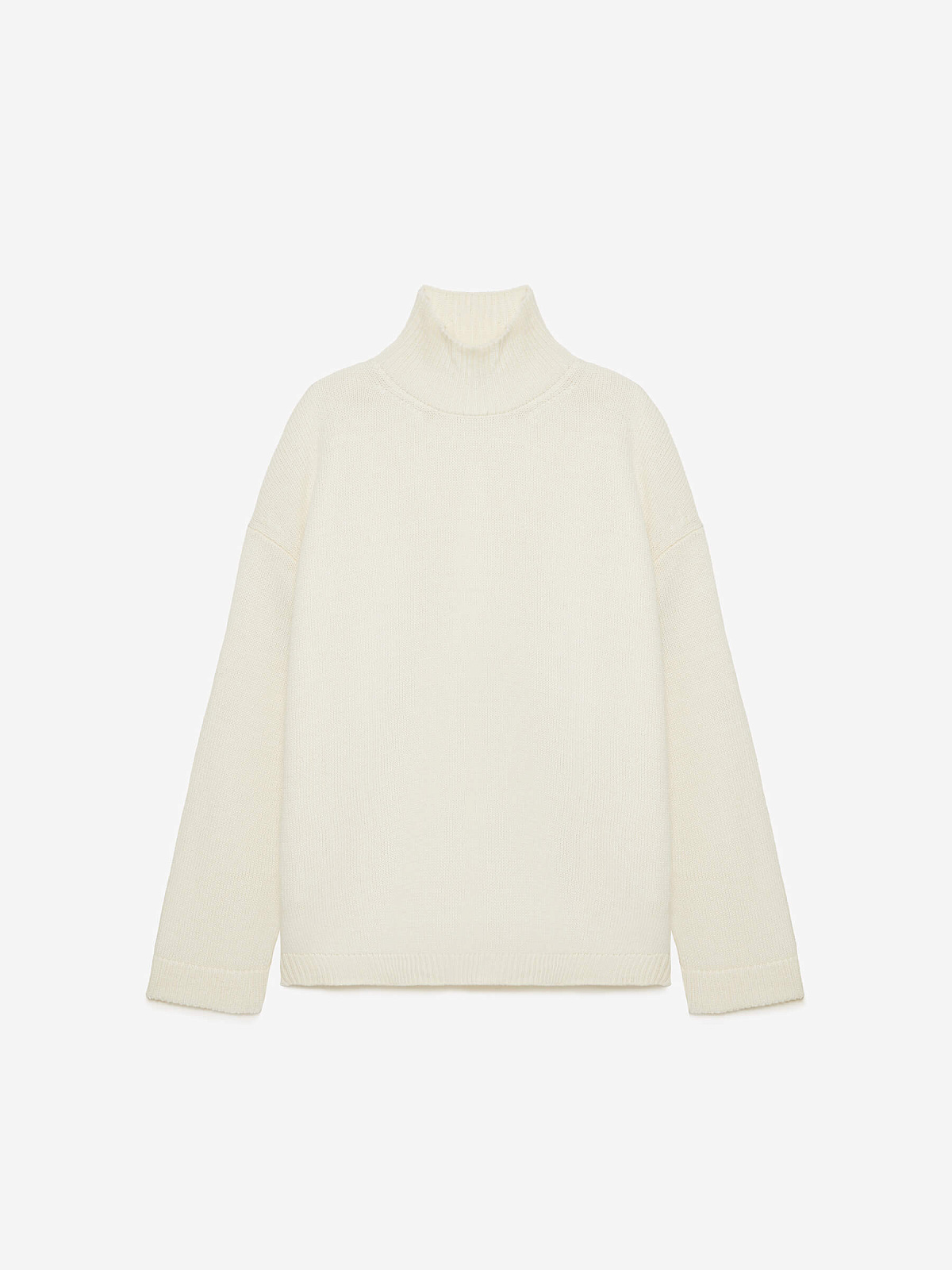 Свитер свободного кроя удлиненный, молочный