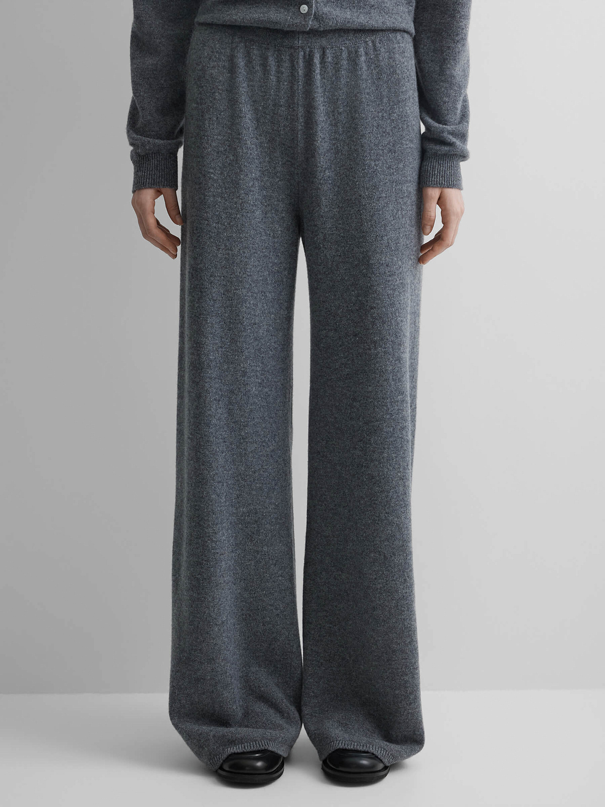Брюки вязаные из 100% мериноса, серый