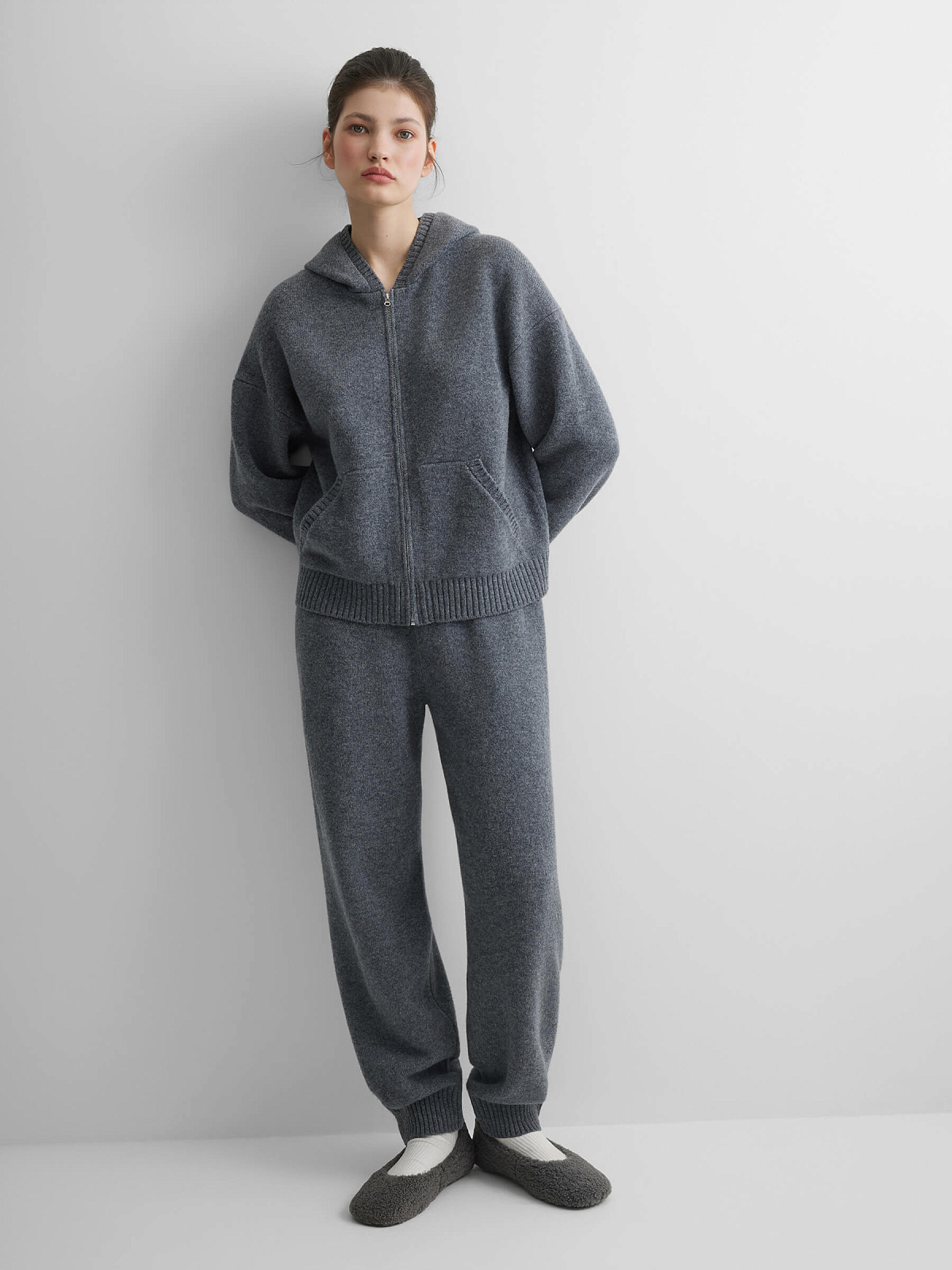 Брюки вязаные джоггеры из 100% мериноса, серый