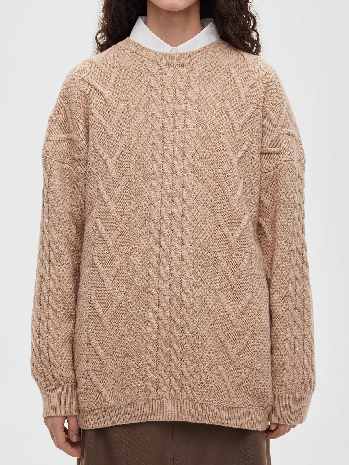 Джемпер удлиненный с косами, бежевый