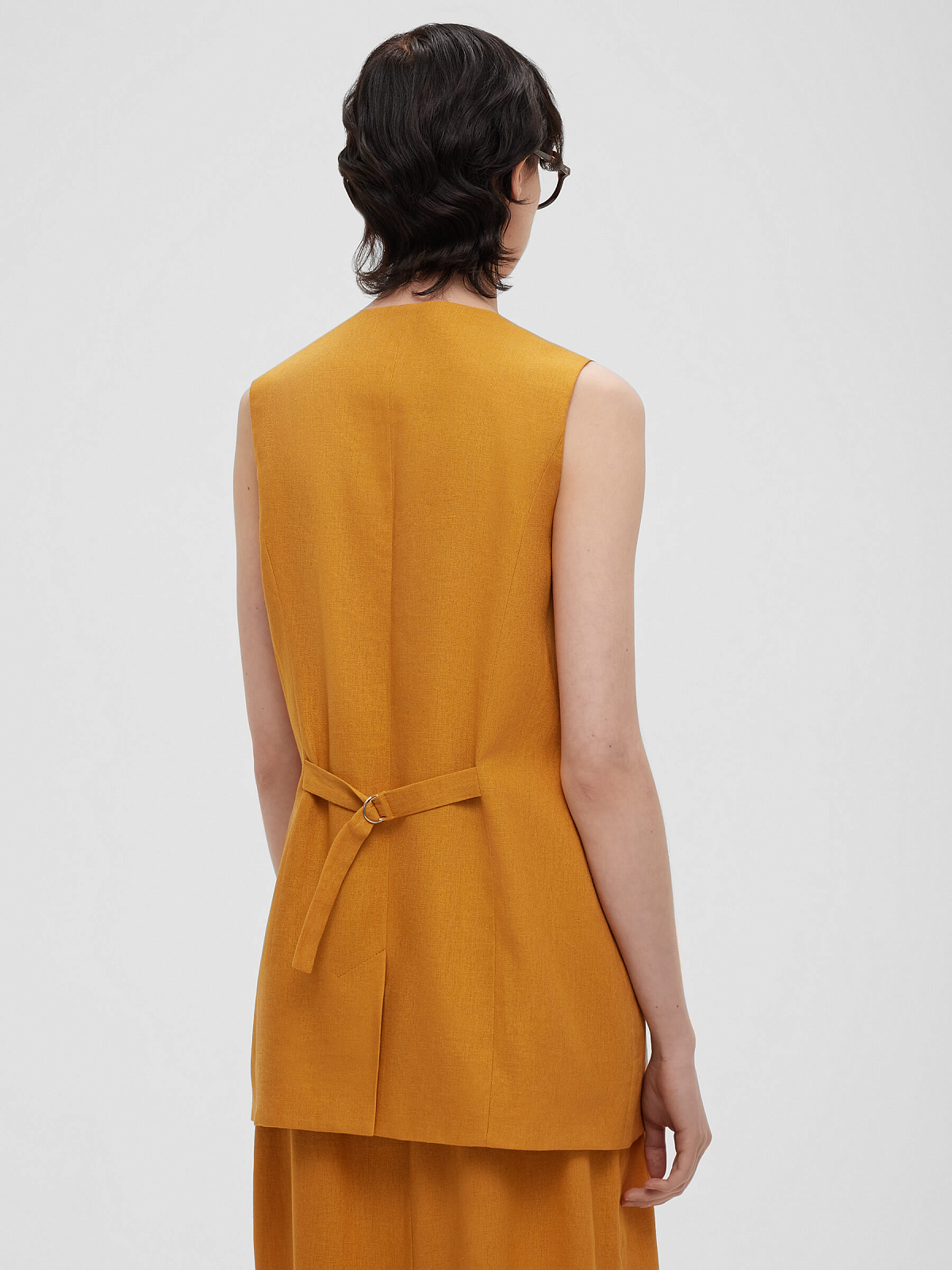 Жилет на пуговицах с карманами из льняной ткани 0188, оранжевый