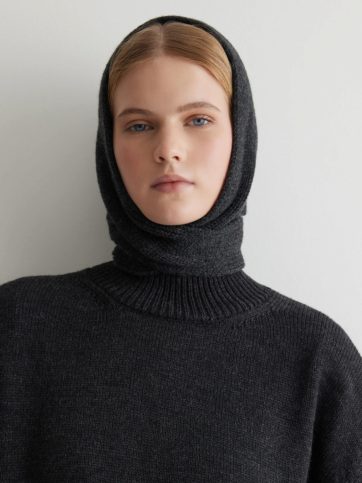 Косынка из шерсти, антрацит
