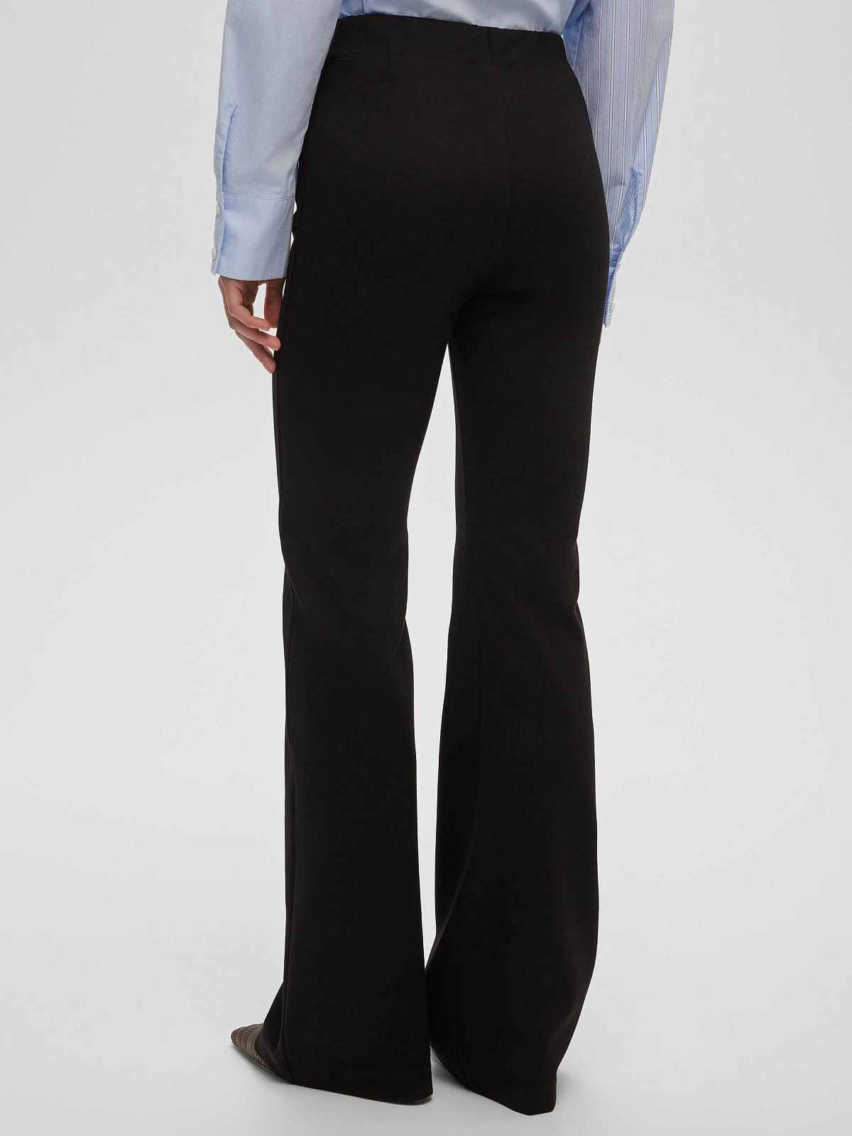 Брюки клеш из вискозы 0216, черный