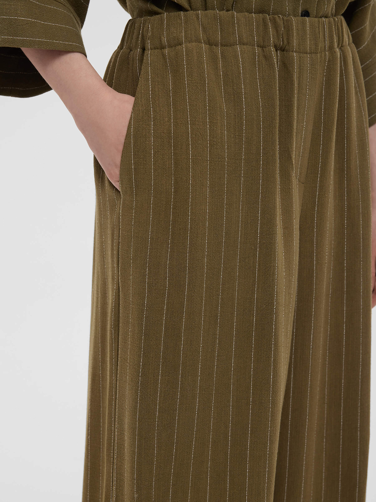 Брюки льняные на резинке в полоску 0177, хаки