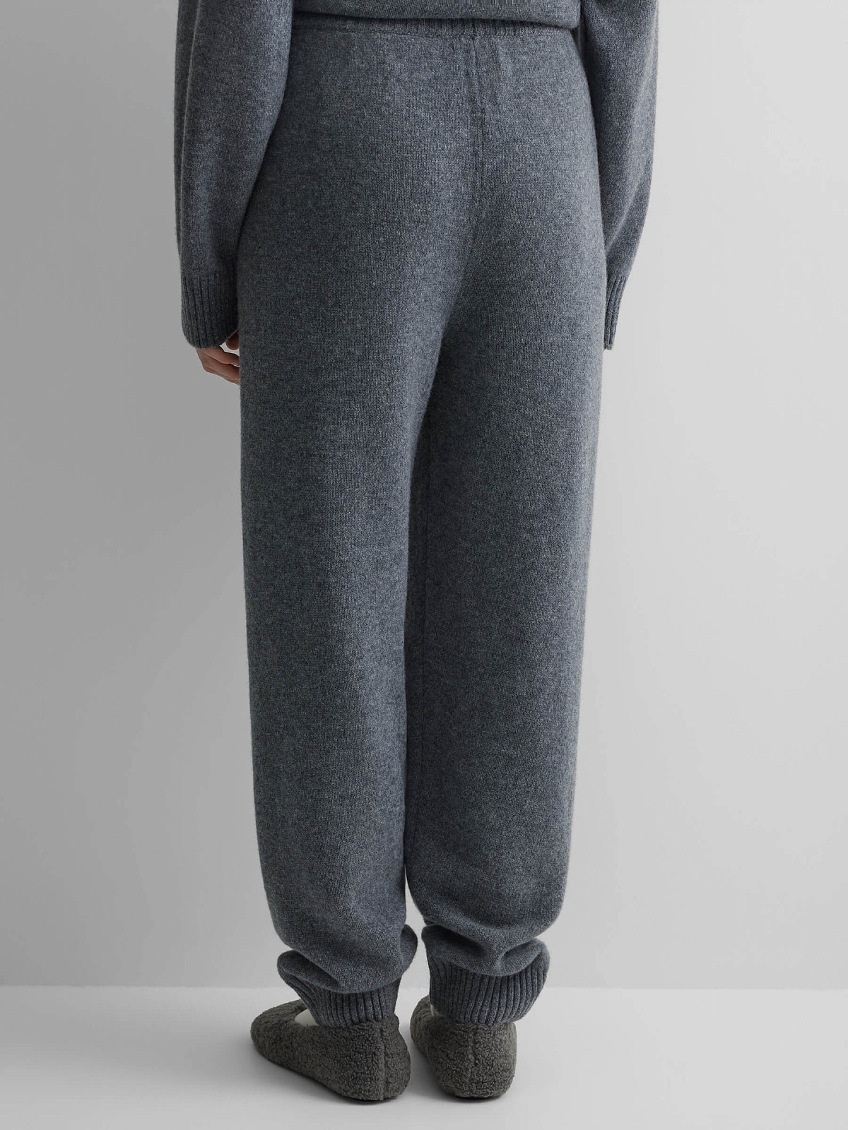 Брюки вязаные джоггеры из 100% мериноса, серый