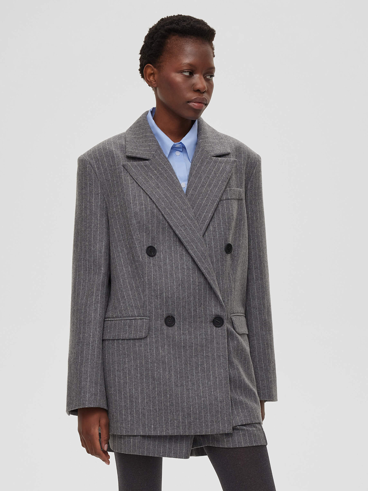 Жакет двубортный в полоску 0135, серый