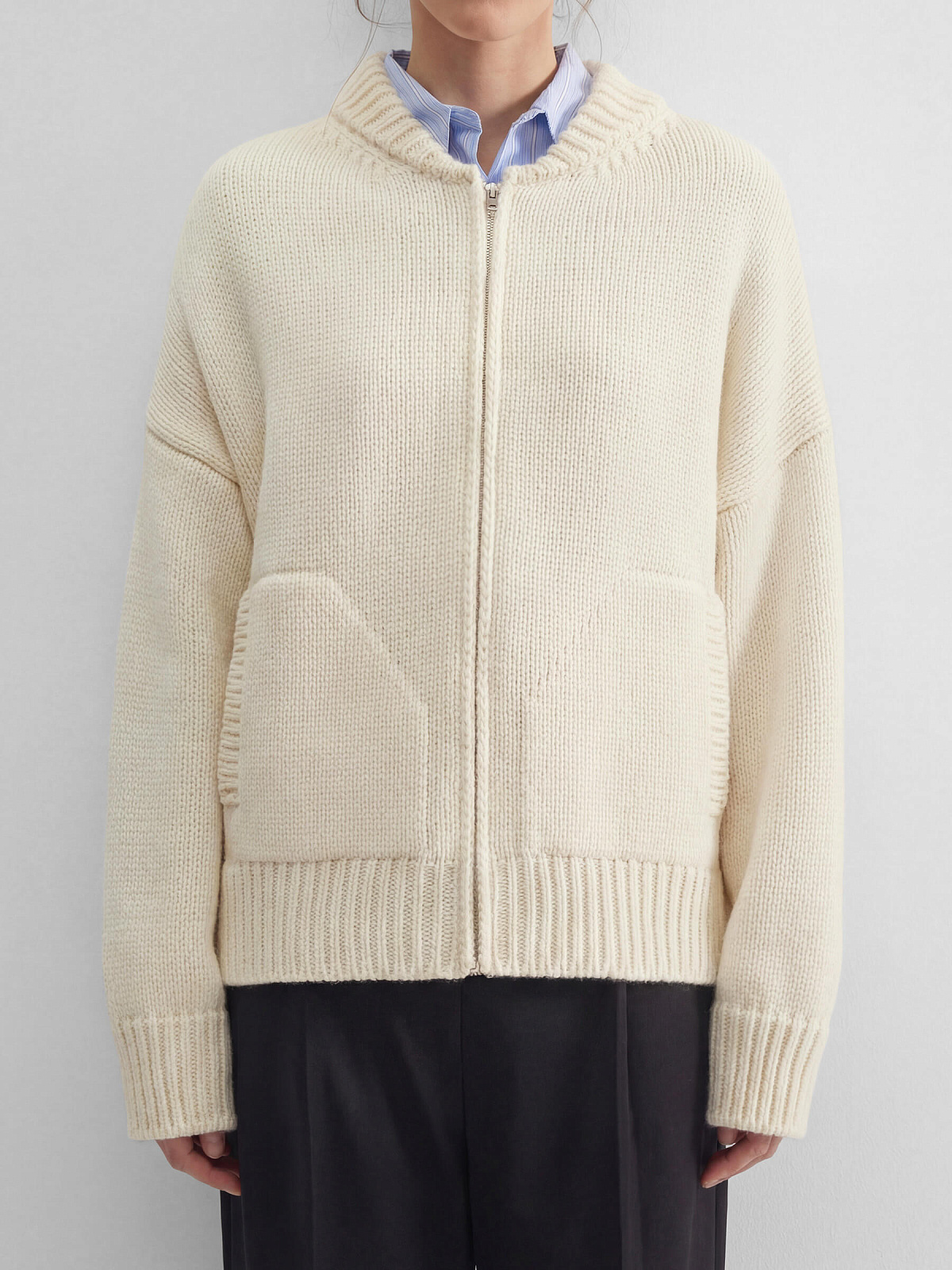 Вязаный бомбер, молочный