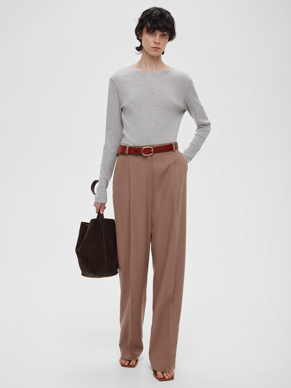 Брюки свободного кроя с защипами из льна 0195, светло-коричневый