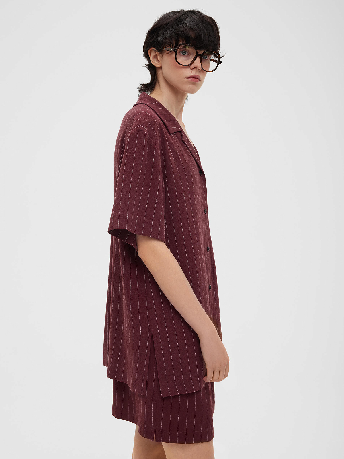 Рубашка свободного кроя с коротким рукавом 0202, бордовый