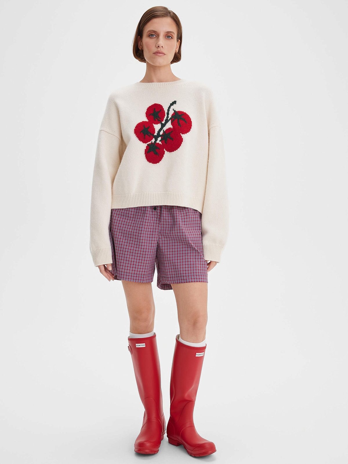 Джемпер с интарсией томаты черри, молочный