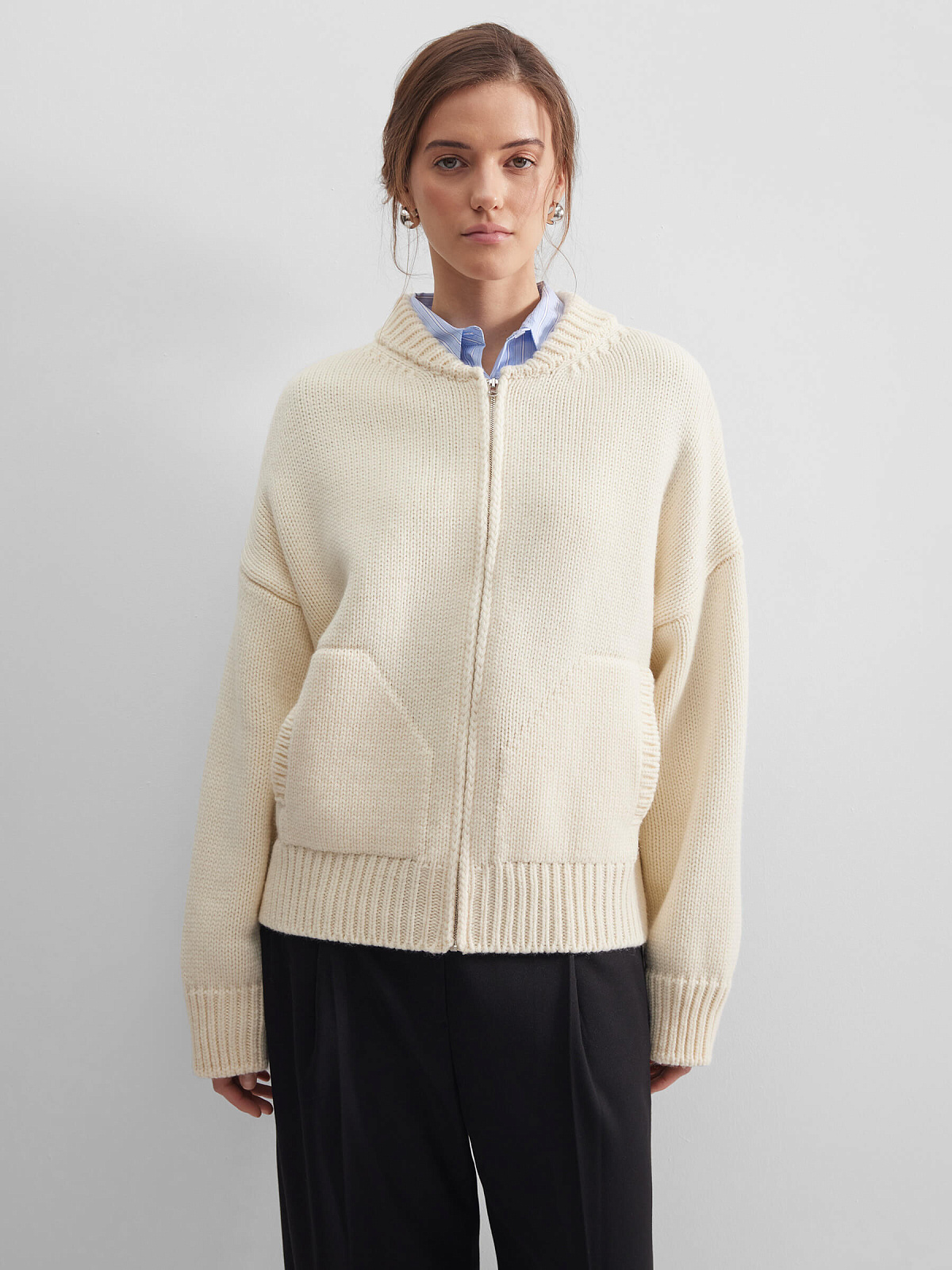 Вязаный бомбер, молочный