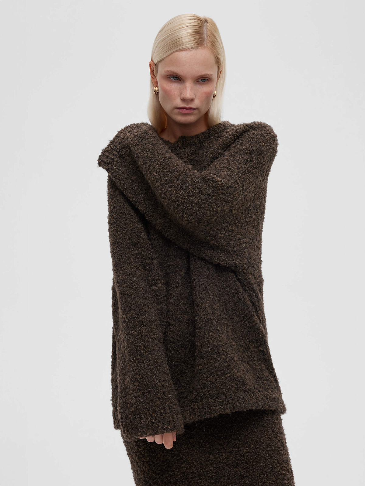 Джемпер удлиненный букле из альпаки и шерсти, коричневый