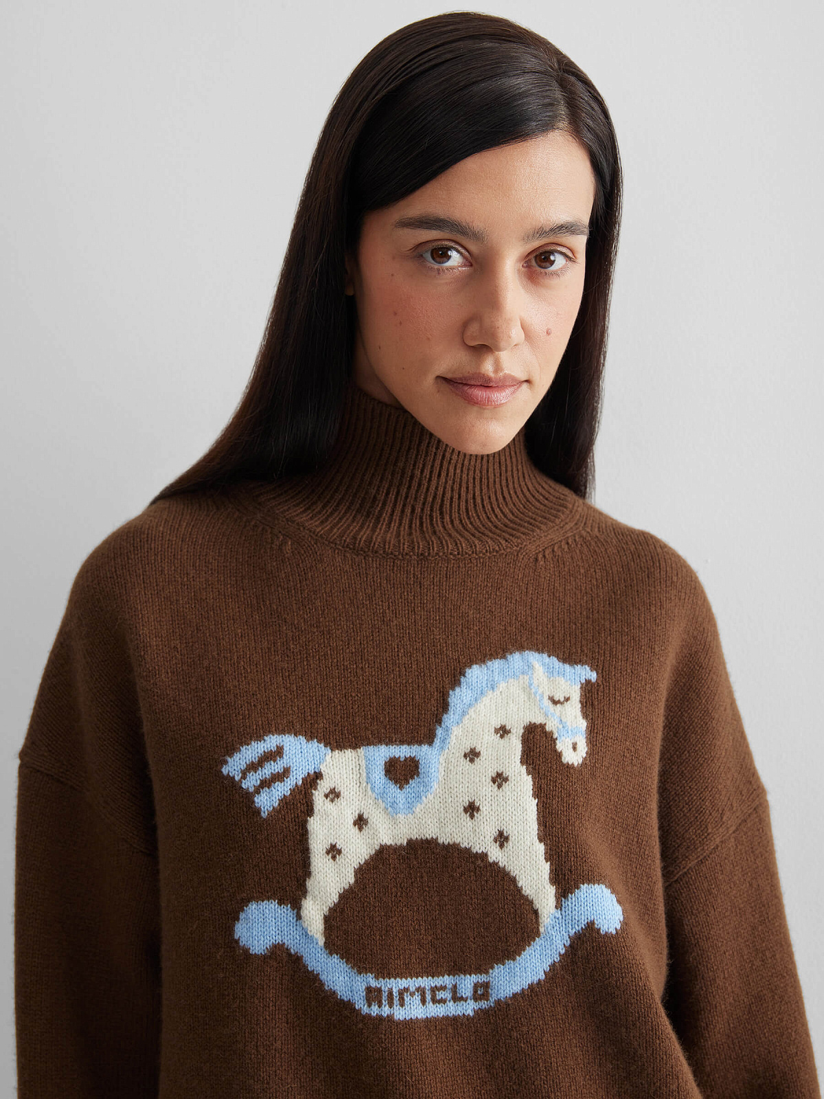 Свитер с интарсией лошадка, коричневый