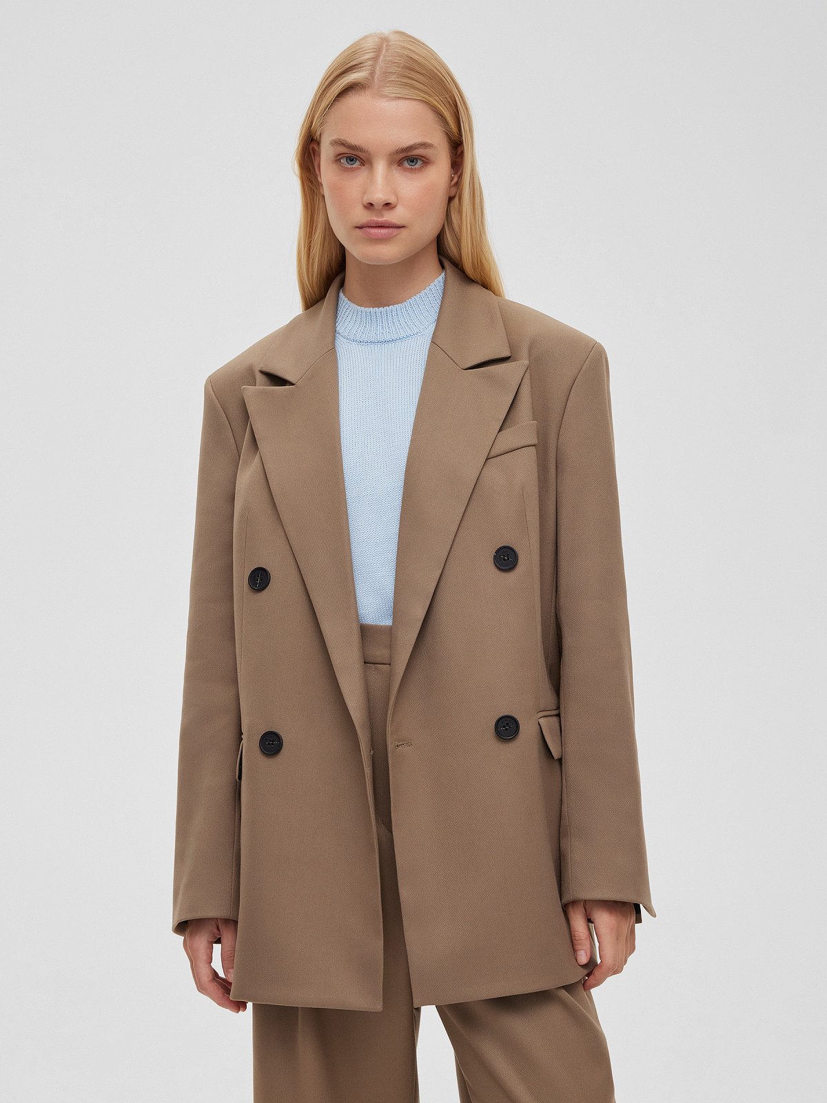 Жакет свободного кроя двубортный, светлый хаки