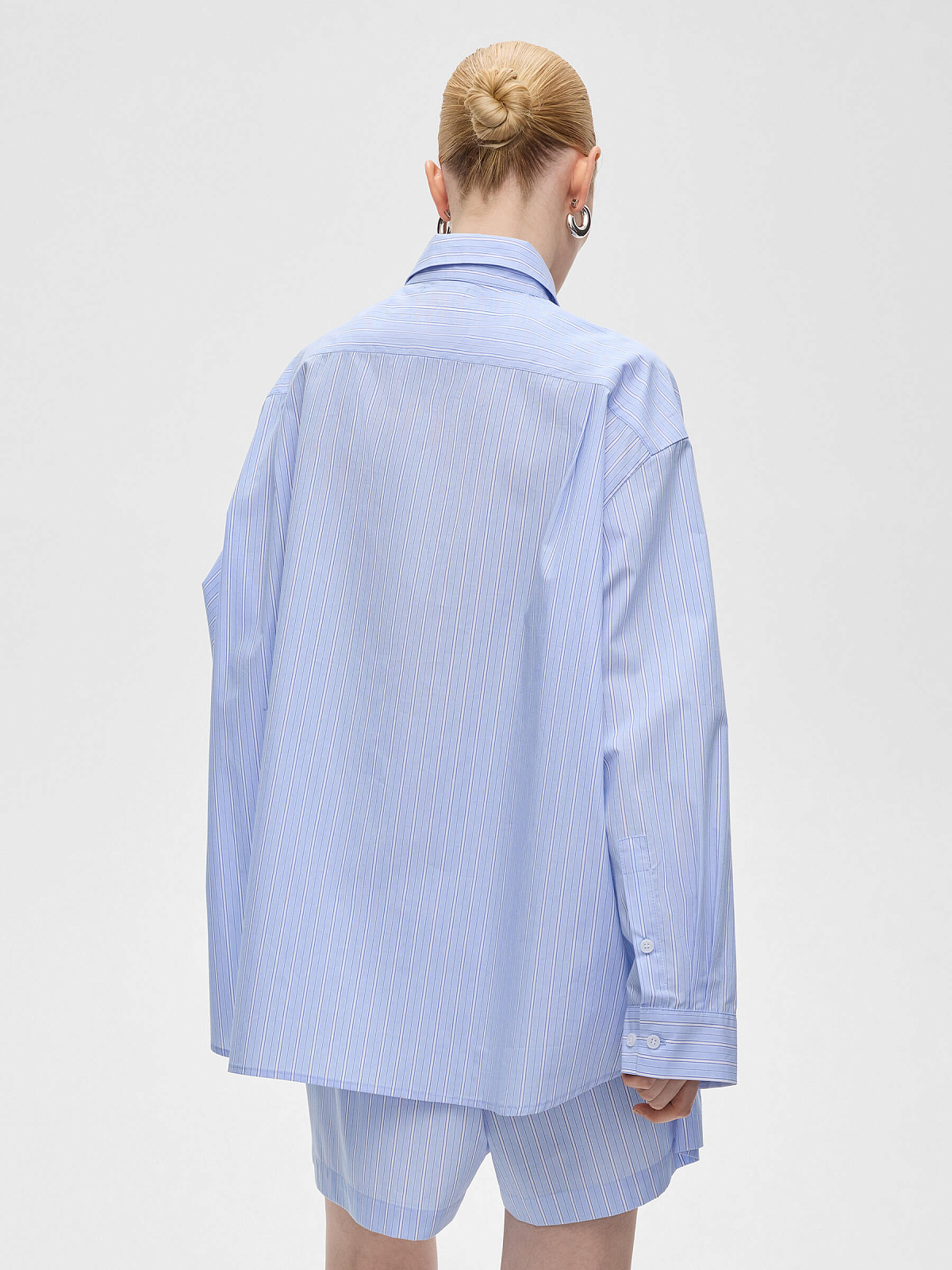 Рубашка свободного кроя в полоску 0103, светло-голубой