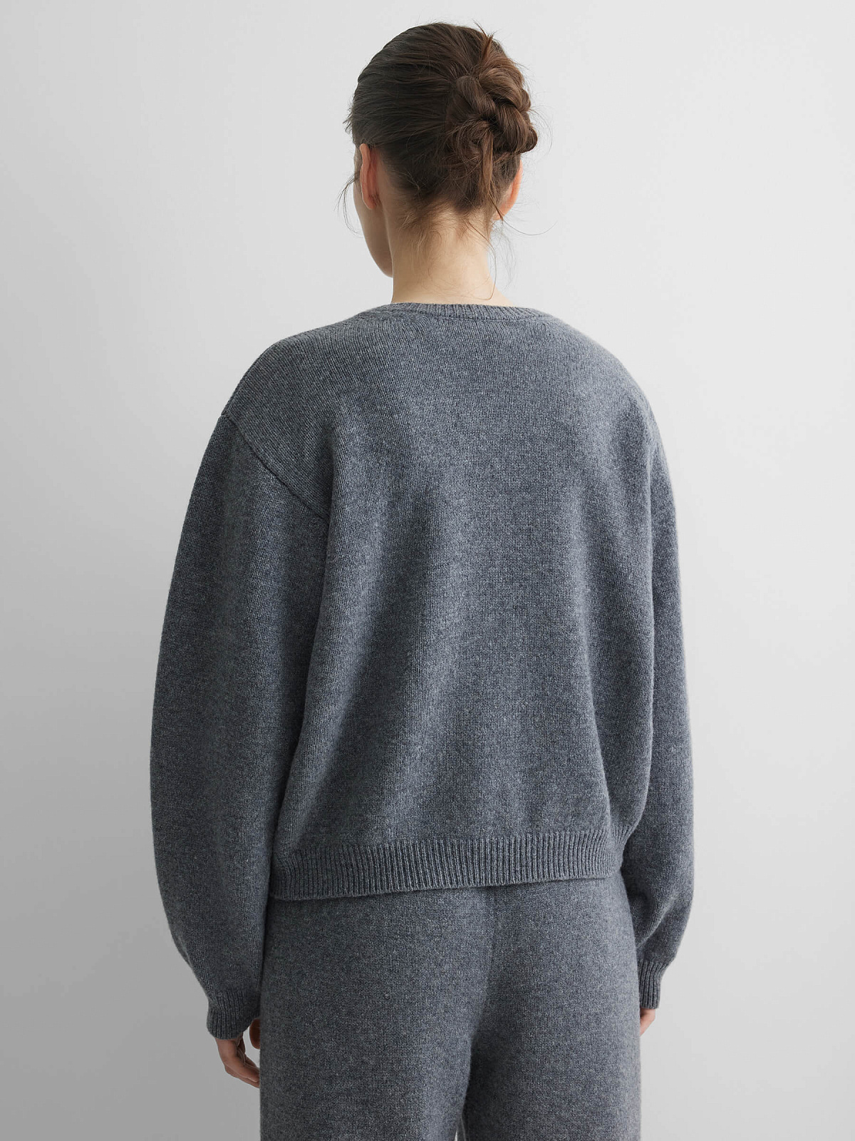Джемпер свободного кроя из 100% мериноса, серый