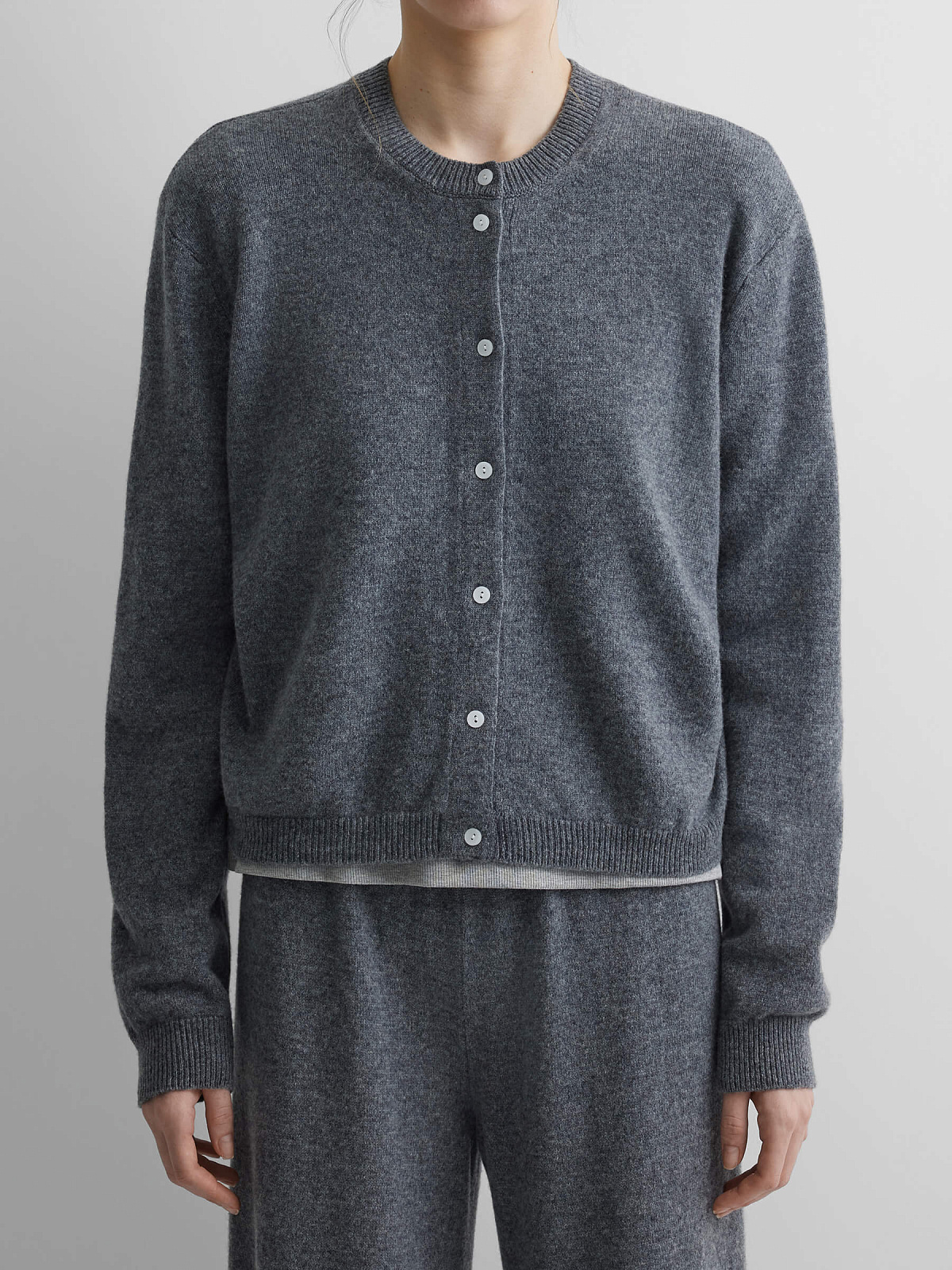 Кардиган на пуговицах из 100% мериноса, серый