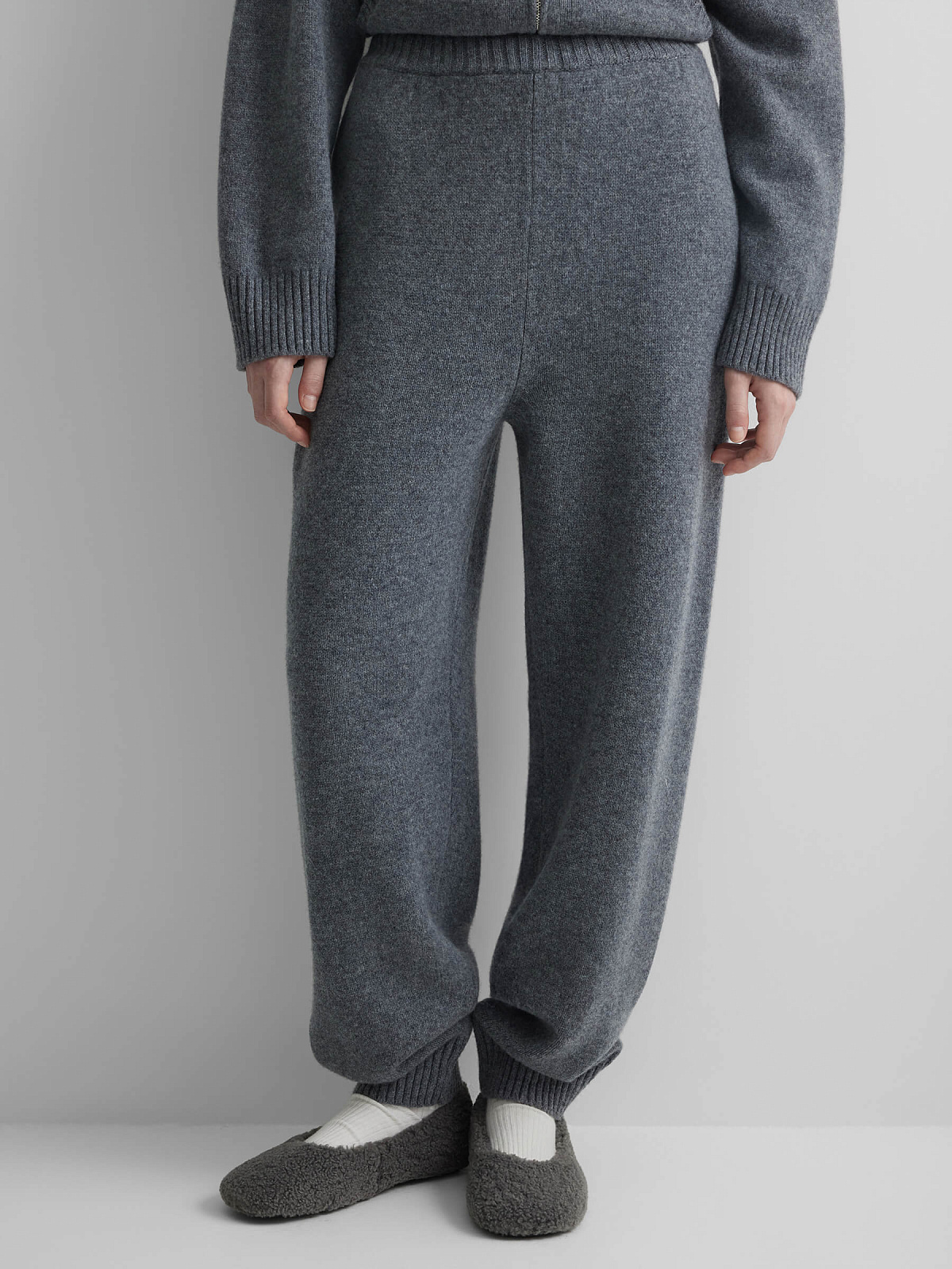 Брюки вязаные джоггеры из 100% мериноса, серый