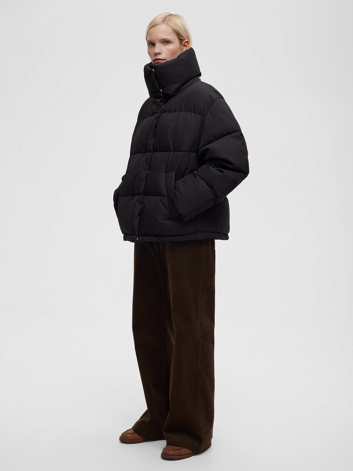 Куртка укороченная 015, черный