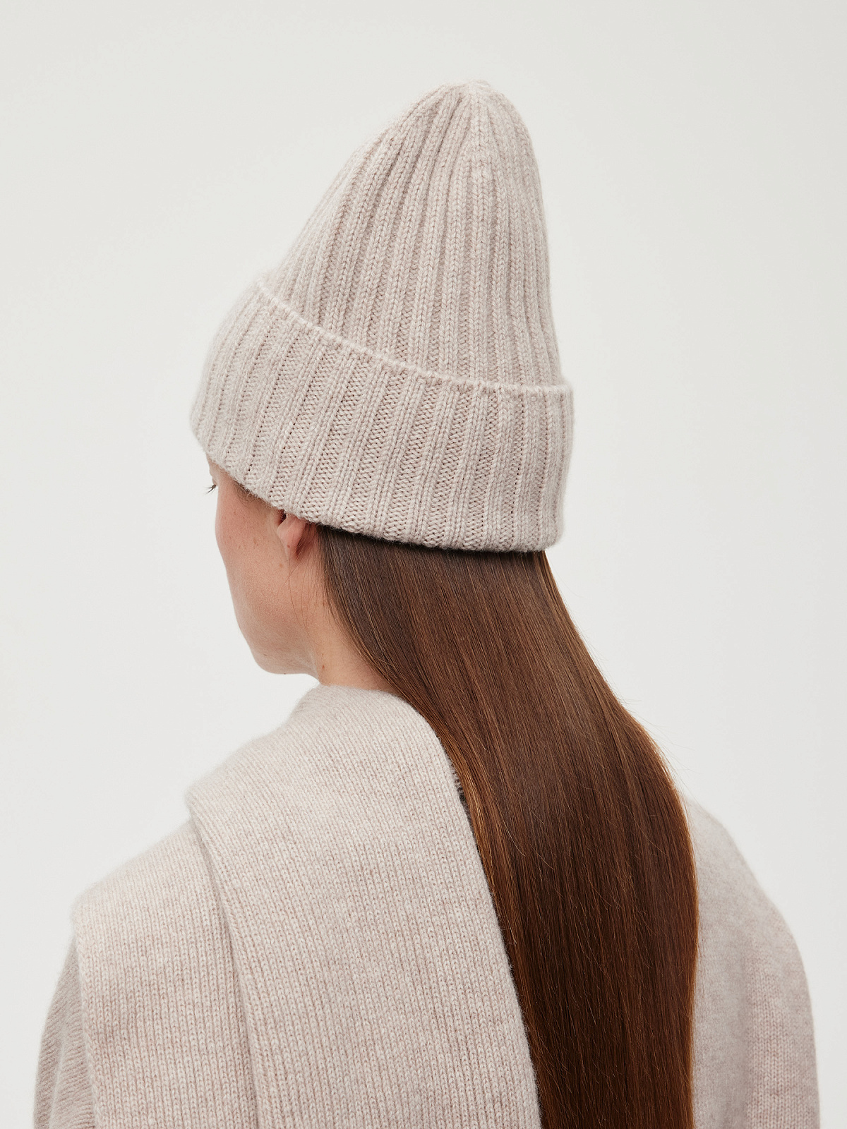 Шапка из кашемира и шерсти в рубчик, бежевый