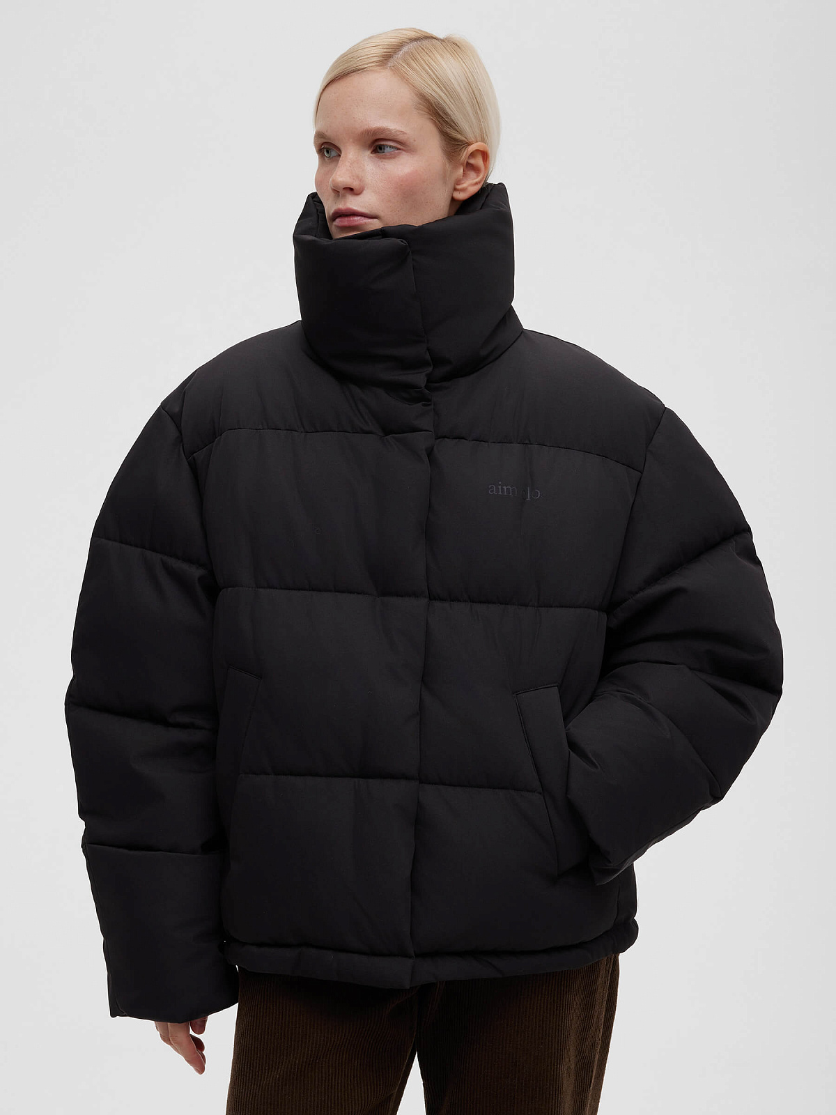 Куртка укороченная 015, черный